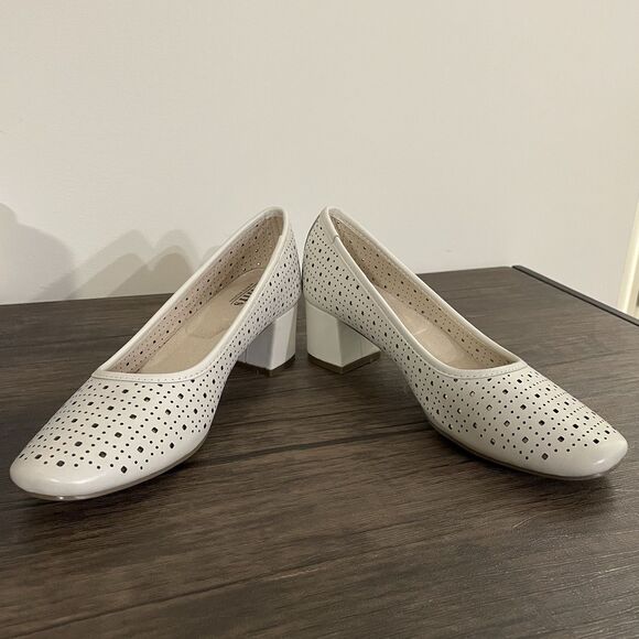 CLIFFS BY WHITE MOUNTAIN Women White Vayda Leather Pumps Slip On Comfort Size 7M - Picture 5 of 8